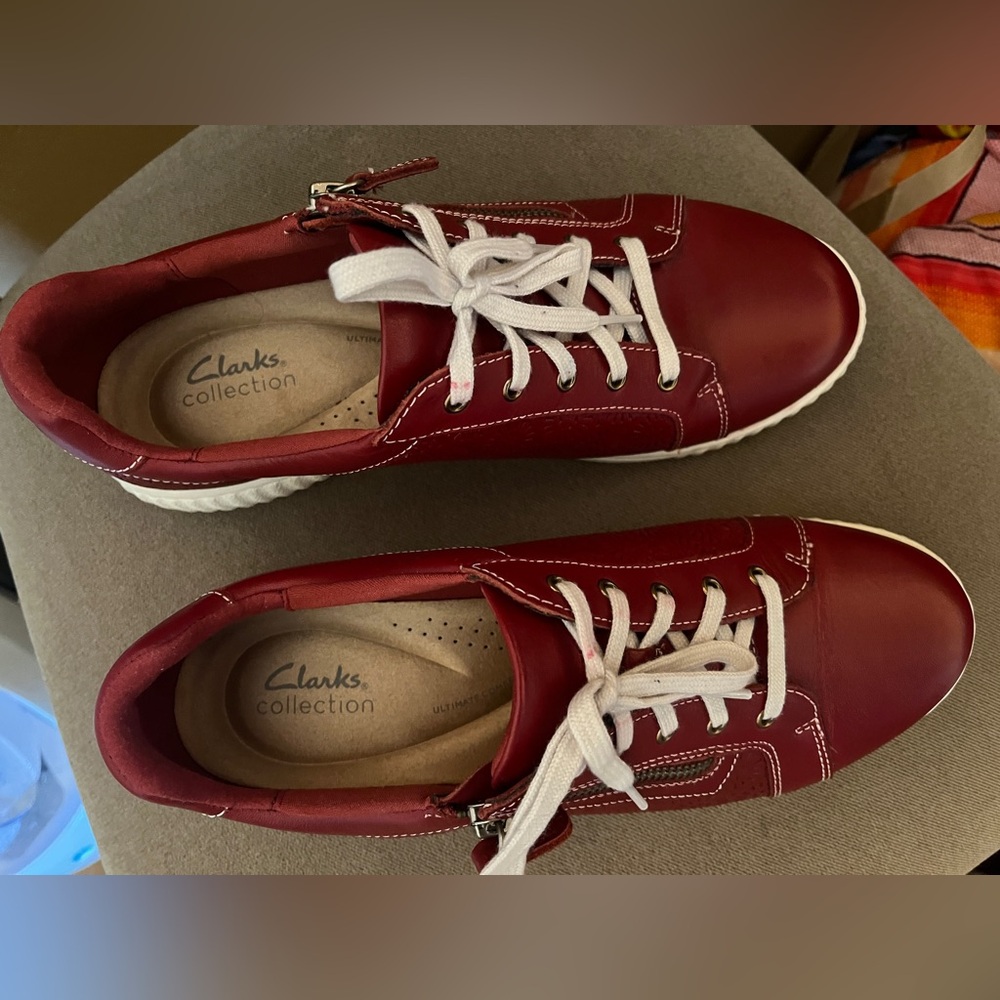 Clarks Originals Leather Sneakers - Picture 4 of 4